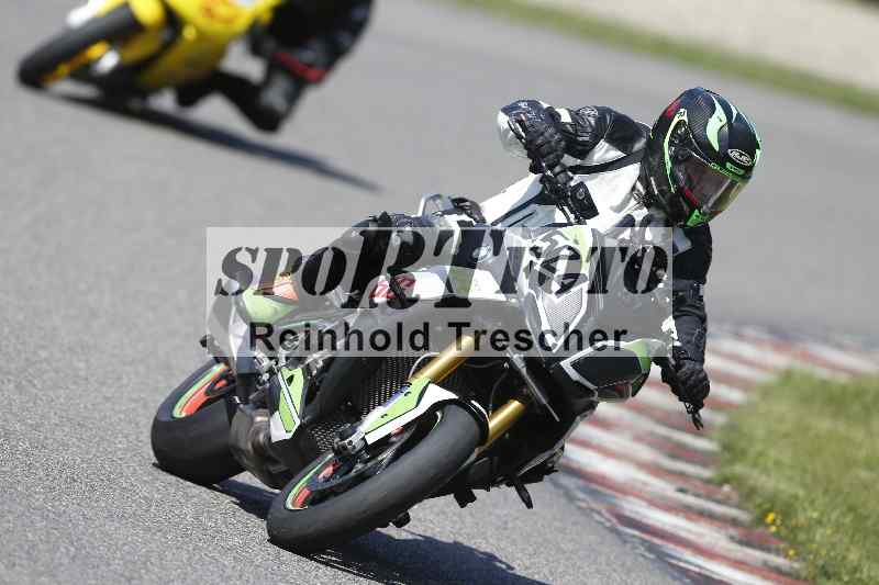 /44 09.08.2025 Plüss Moto Sport ADR/Freies Fahren/524